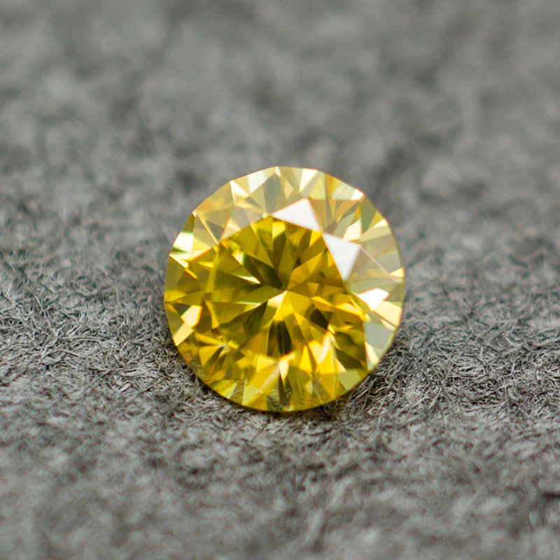 Eternal Spectrum Moissanite