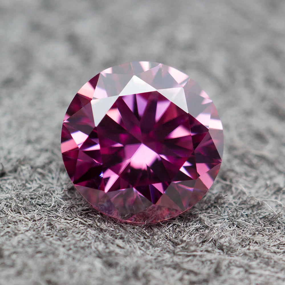 Eternal Spectrum Moissanite