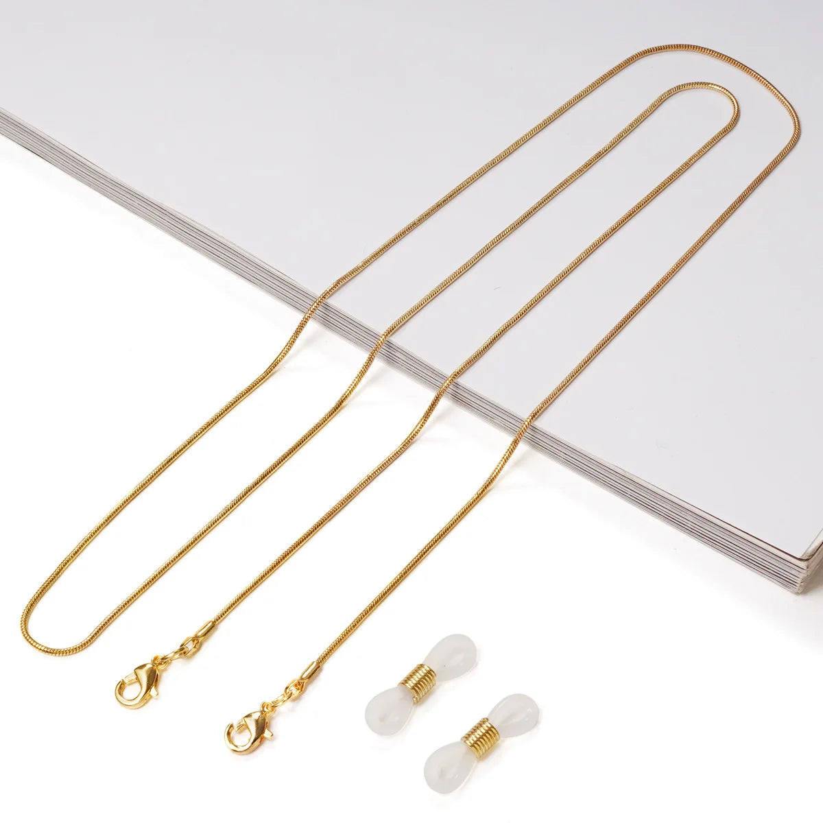 Lumière Eyewear Chain