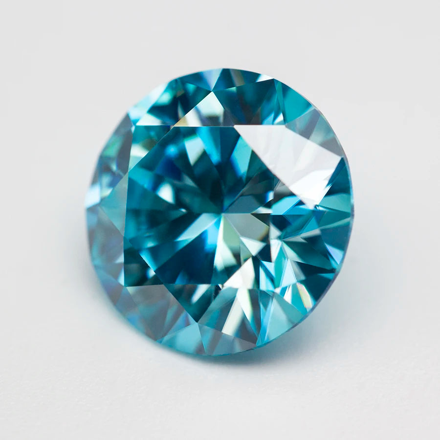 Eternal Spectrum Moissanite