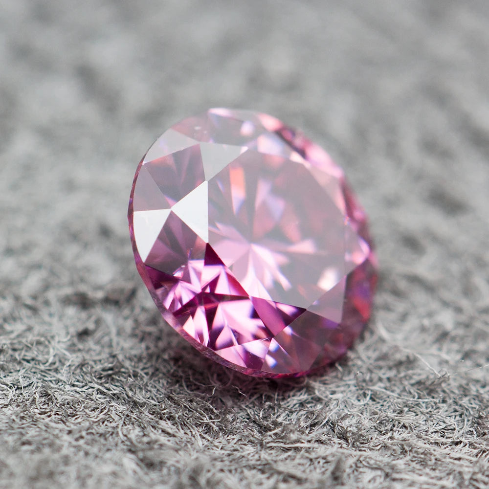 Eternal Spectrum Moissanite