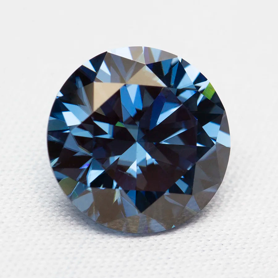 Eternal Spectrum Moissanite
