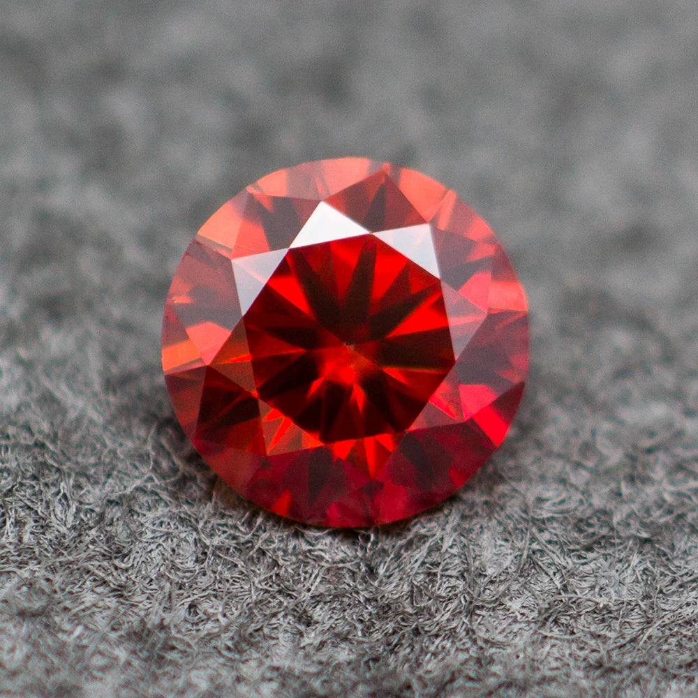Eternal Spectrum Moissanite
