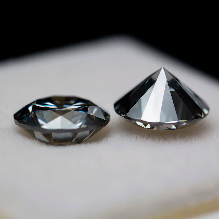 Eternal Spectrum Moissanite