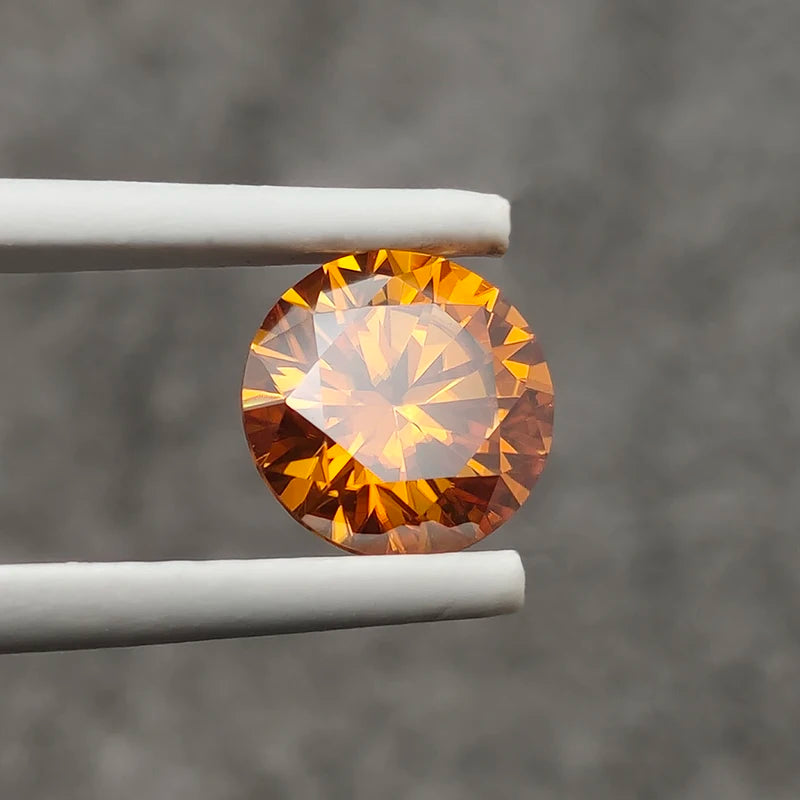 Eternal Spectrum Moissanite