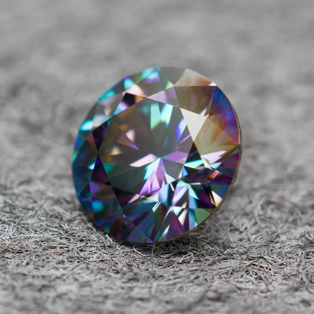Eternal Spectrum Moissanite
