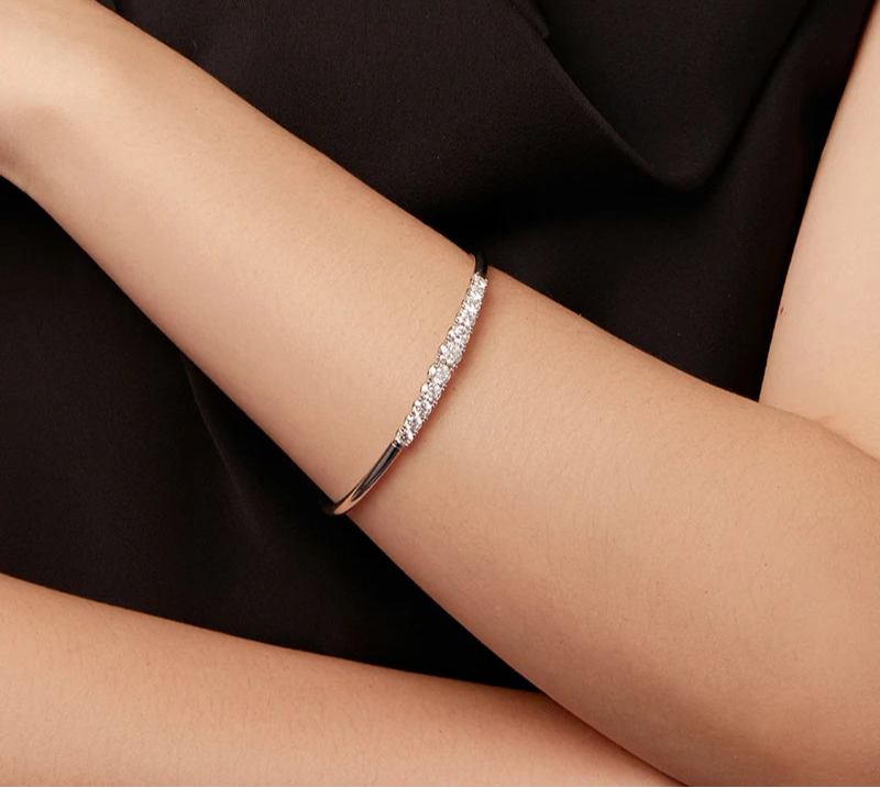 Lumira Cuff