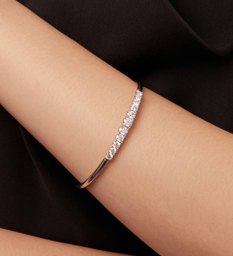 Lumira Cuff